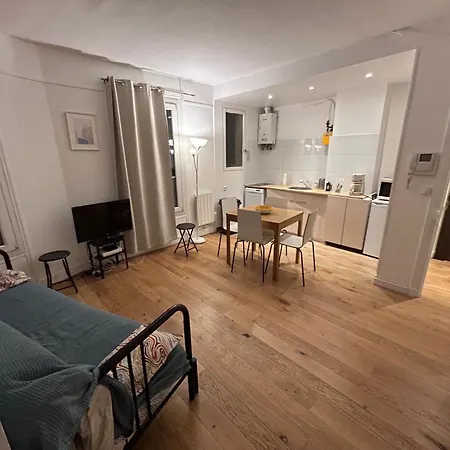 Abesse Apartman Párizs